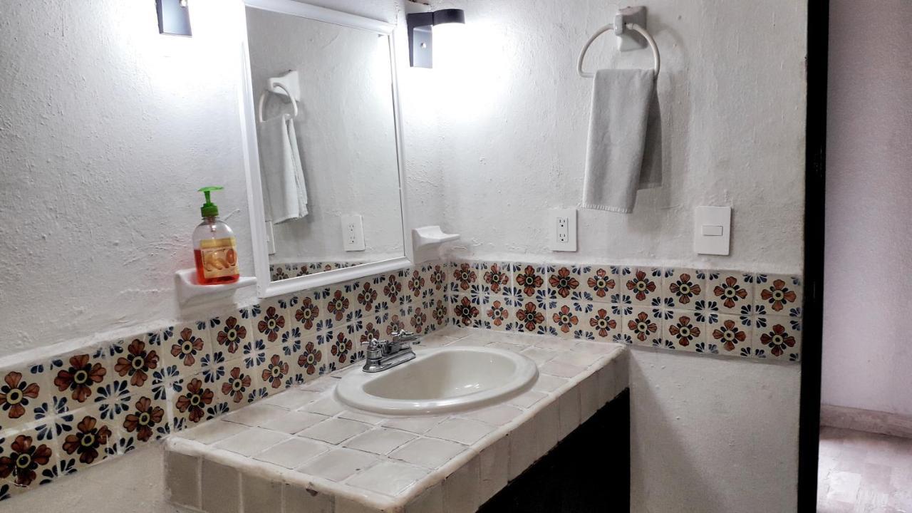 Solimar Inn Suites Zihuatanejo Eksteriør billede