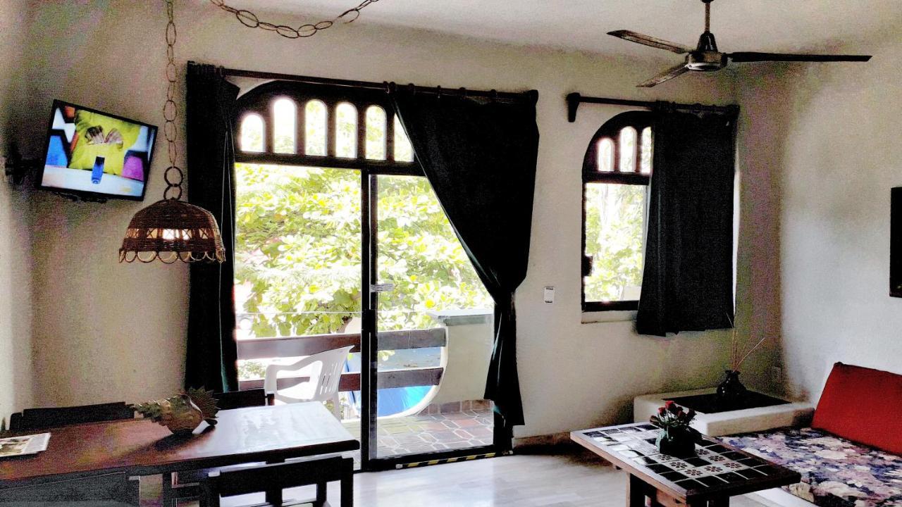 Solimar Inn Suites Zihuatanejo Eksteriør billede